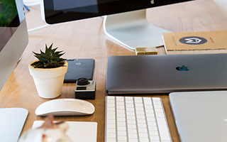 夸张！7轮13球！瓦科补时破门完成双响，泰山再度扳平2-2申花