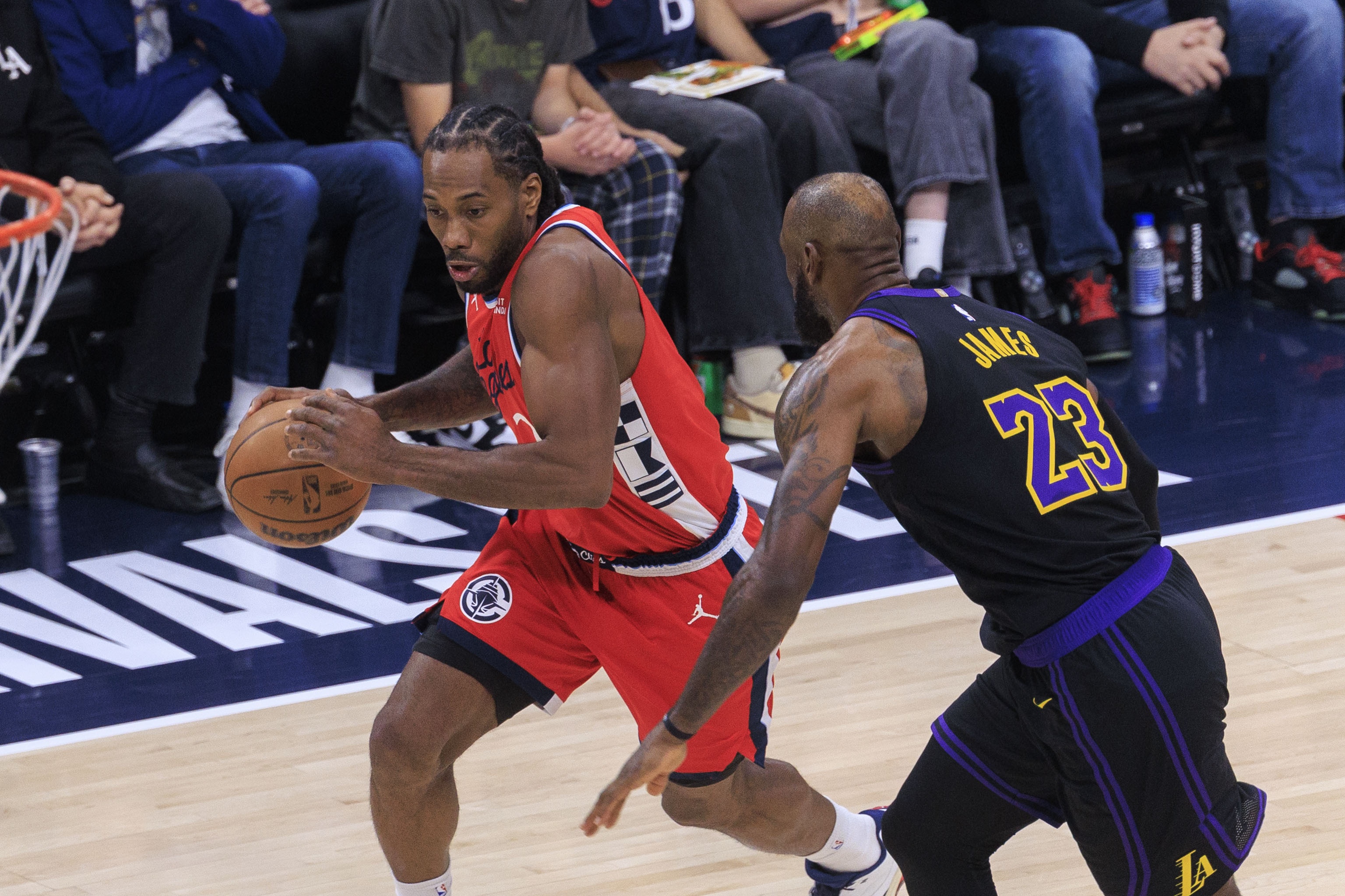 乐鱼官方网站-小卡：泰伦·卢起初不信我能场均出手12三分 我说你等着瞧吧